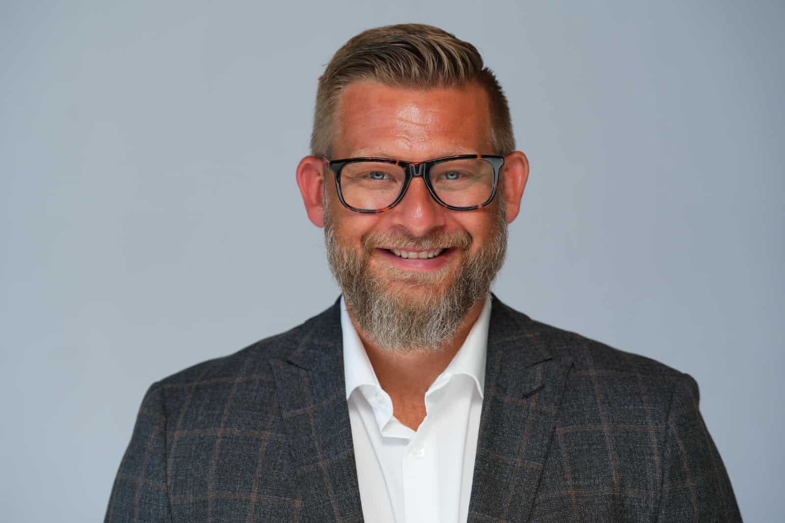 Sven Nelson - The Guy That Gets You Paid